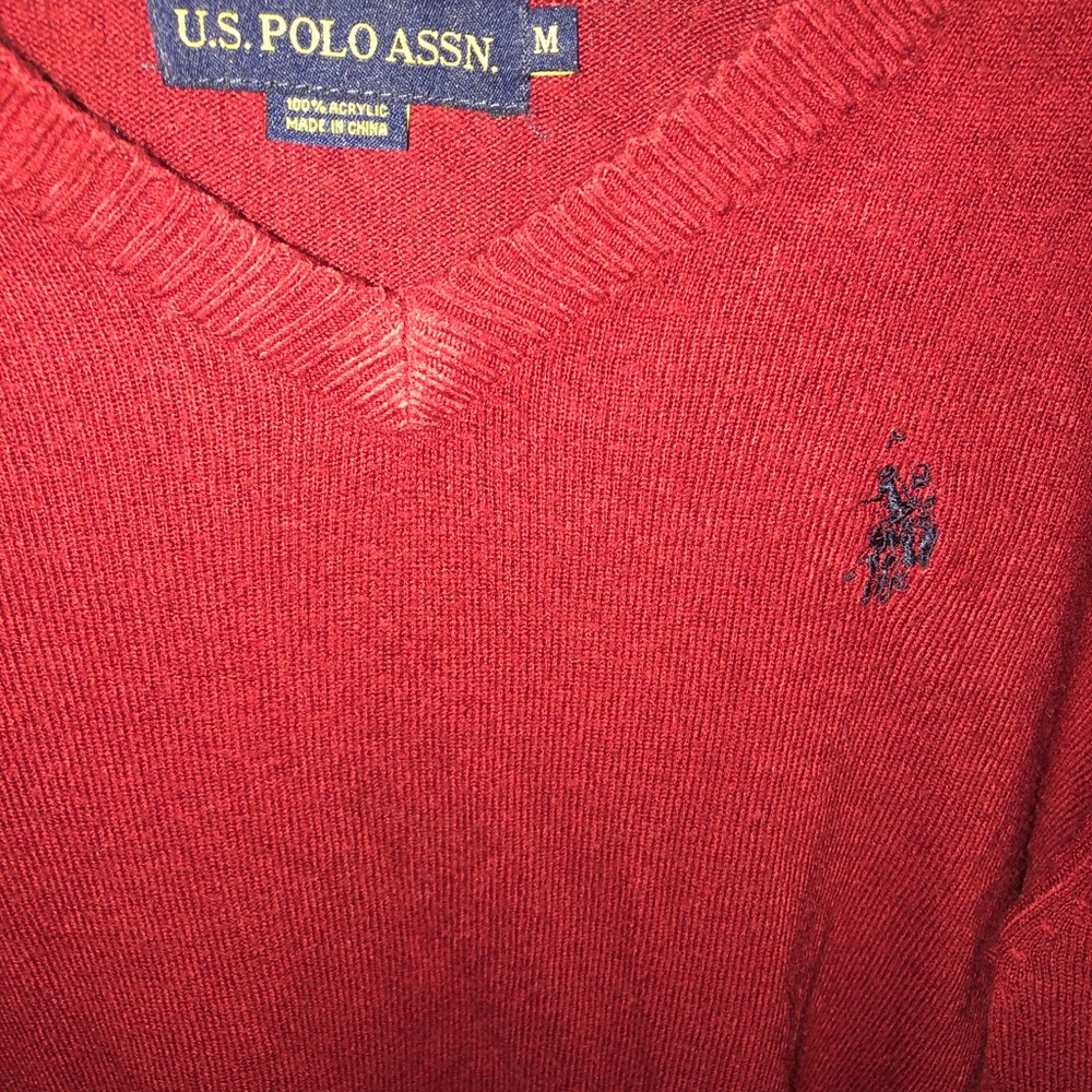 U.S. Polo Assn Men's Solid V-Neck Sweater - Picture 2 of 3